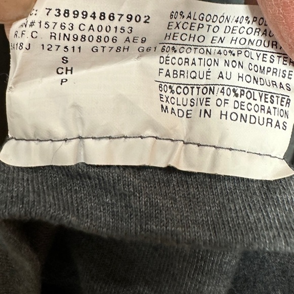 Champion Long Sleeve T-shirts gray script spell out sz S‎ - Picture 3 of 5